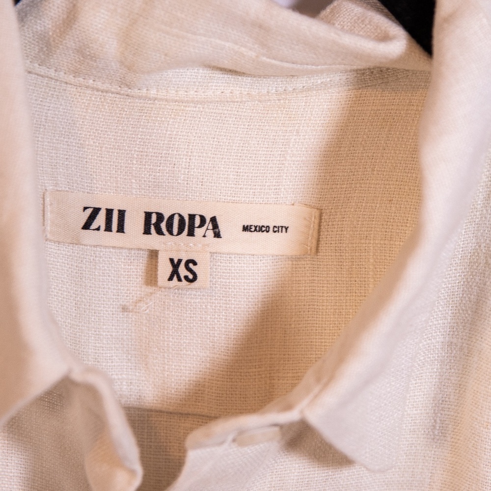 Zii Ropa Linen Collared Button Front Ruffle Detail Midi Dress Ivory XS - Picture 2 of 4